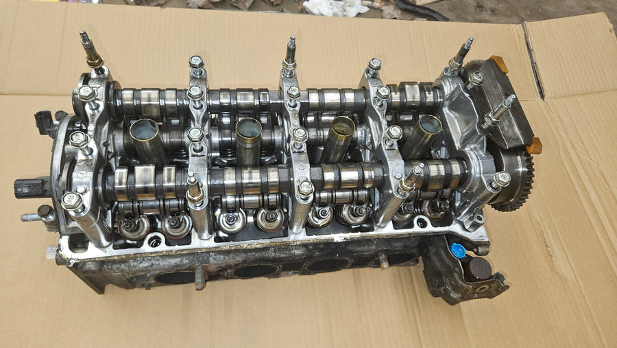 Complete K20z3 Cylinder Head