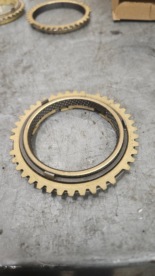 K Series 1-2 Carbon Synchro