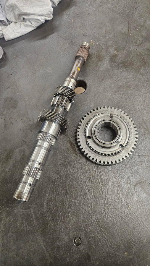 Ep3 Mainshaft With First Gear
